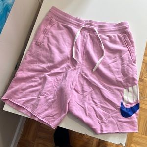 Pink Nike Shorts Medium (LIKE NEW)